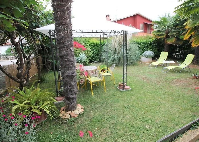 'ivaana' Mit Privatparkplatz By Interhome *