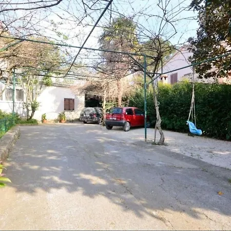 'ivaana' Mit Privatparkplatz By Interhome Apartmán Rovinj