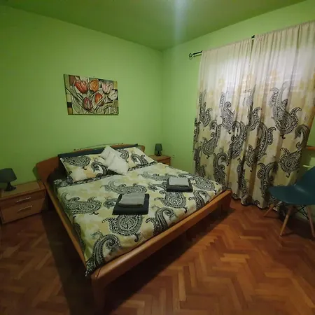'ivaana' Mit Privatparkplatz By Interhome Apartmán