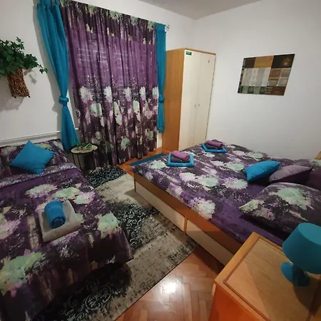 Apartmán 'ivaana' Mit Privatparkplatz By Interhome