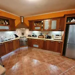 'ivaana' Mit Privatparkplatz By Interhome * Ρόβινι