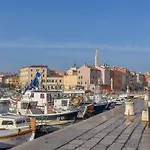 'ivaana' Mit Privatparkplatz By Interhome Διαμέρισμα *