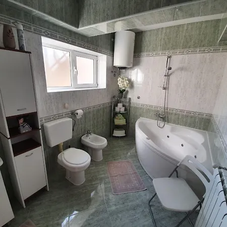 Apartman 'ivaana' Mit Privatparkplatz By Interhome *